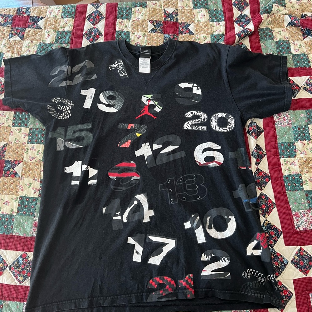 VTG 90s Jordan Brand All-Over Print t-shirt